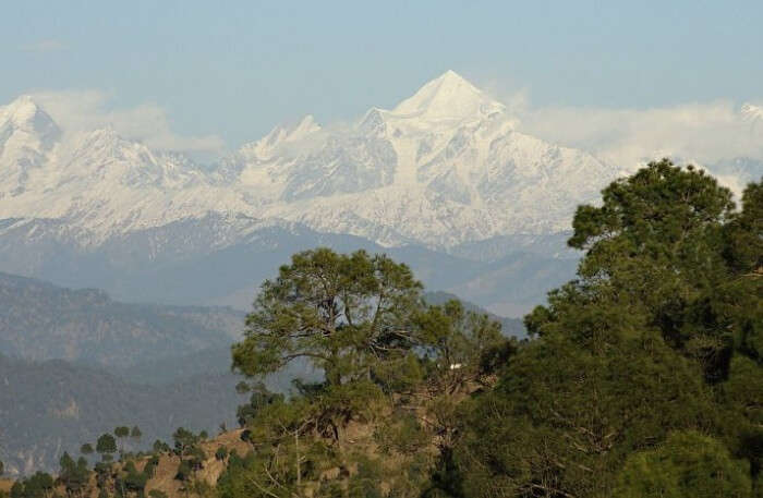 beautiful trails of the hill station