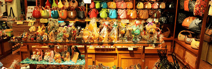 shop souvenirs in bali