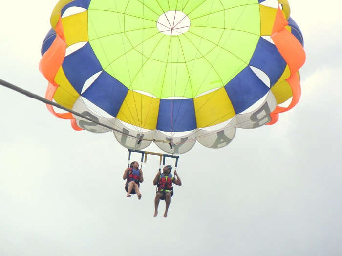 parasailing at the benoa beach