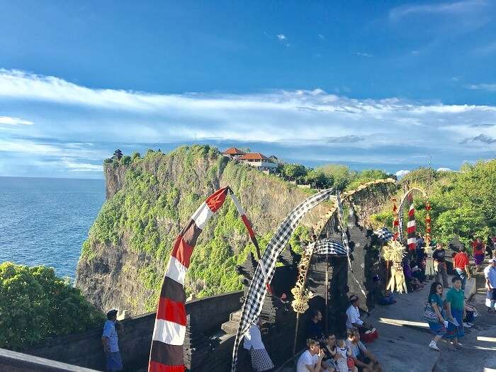 uluwatu temple tour in bali