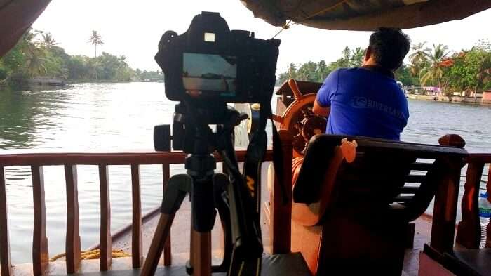 backwater cruising in Kerala