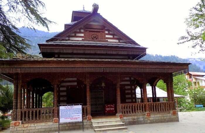 temples in himachal