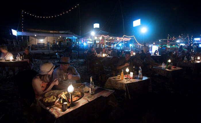 Dine By The Beach At Arawak Cay