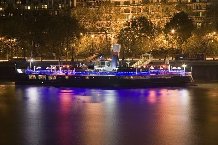 boat party cruise on Thames