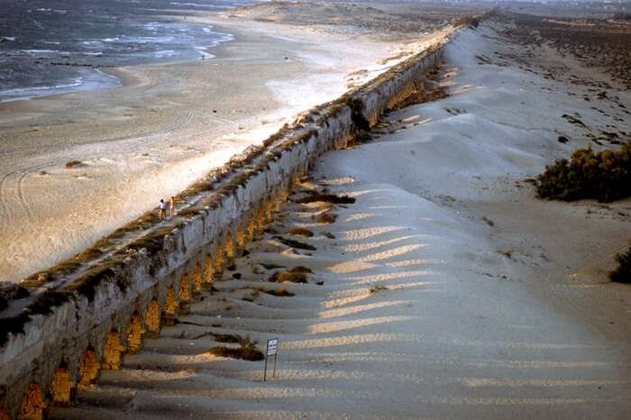 acj-1605-caesarea-aqueduct-beach-aesarea