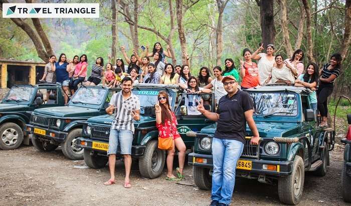 Trip coordinators with a group of girls before the jeep safari in Jim Corbett