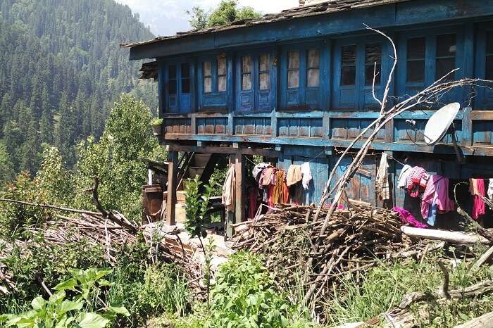 An old building in one of the villages of Parvati Valley