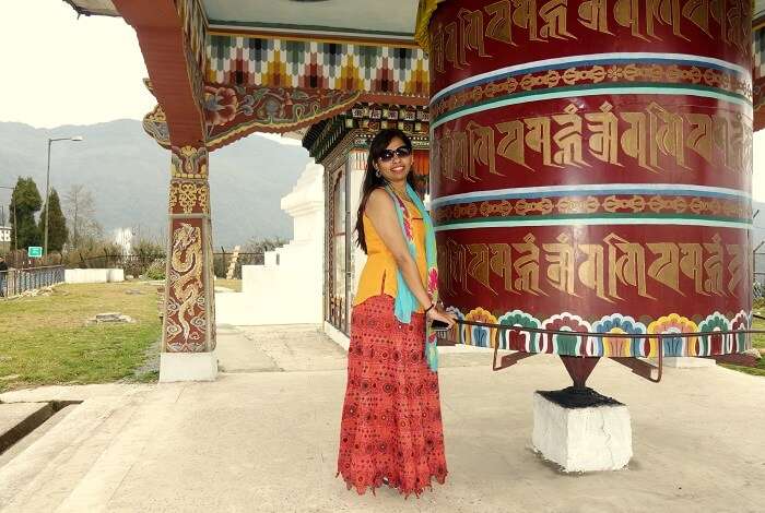 monali n friends at monastery in bhutan