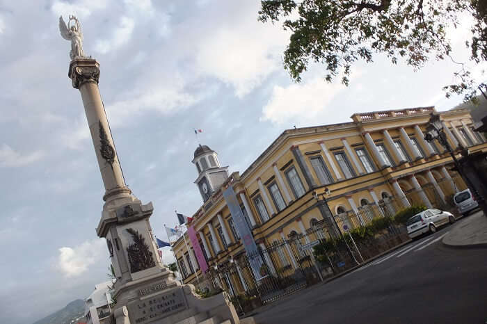 A shot of the Hôtel de ville de Saint-Denis in Reunion Island