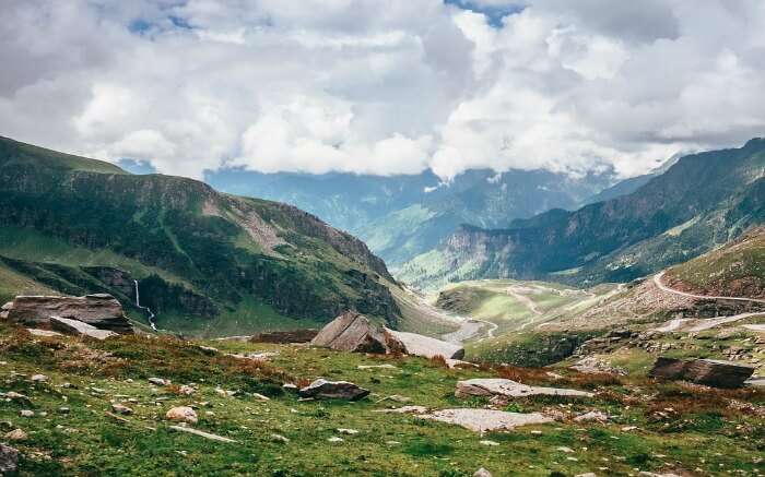 A view of Kullu Valley covered in cloud and greenery 