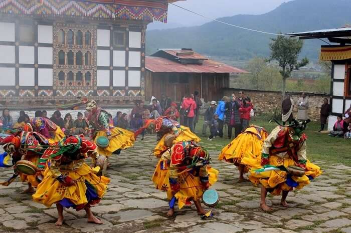 face mask dance in bhutan