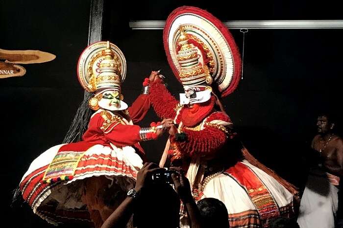 revan aarti kerala kathakali show