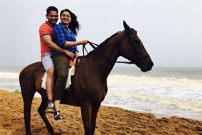 revan aarti kerala beach horse riding