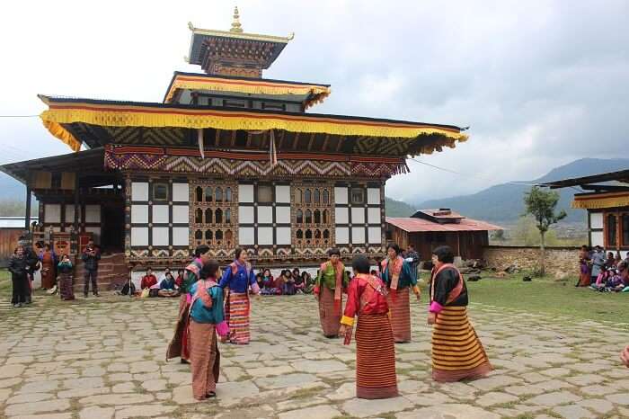 local dance of bhutan