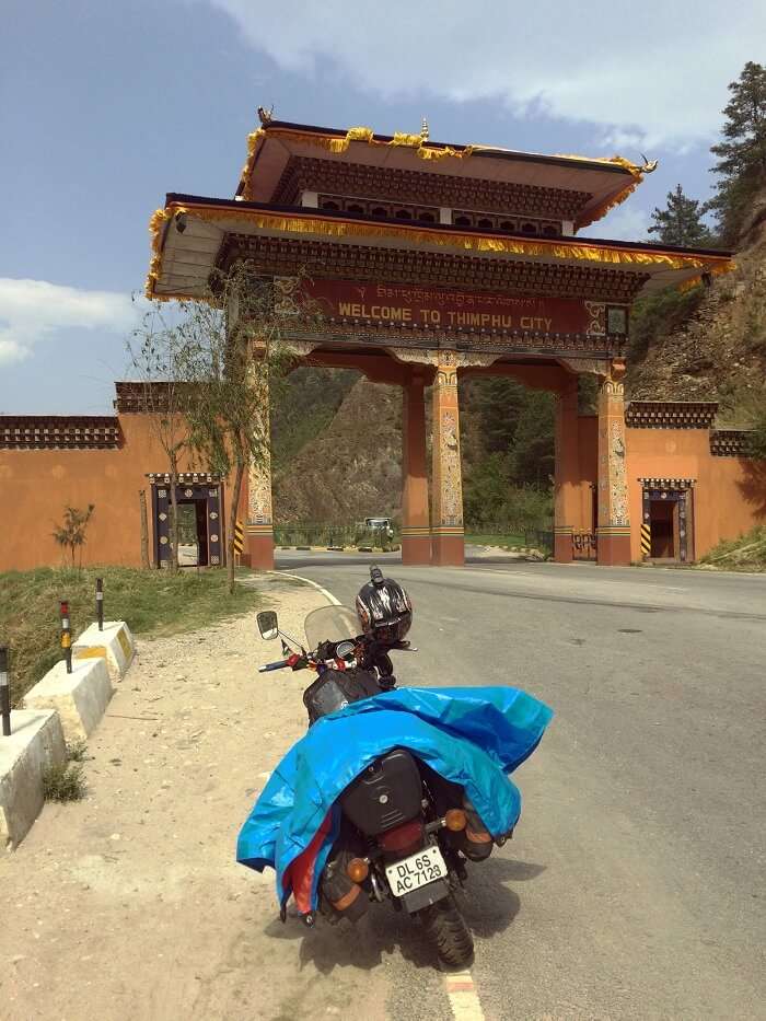 thimphu gate in bhutan