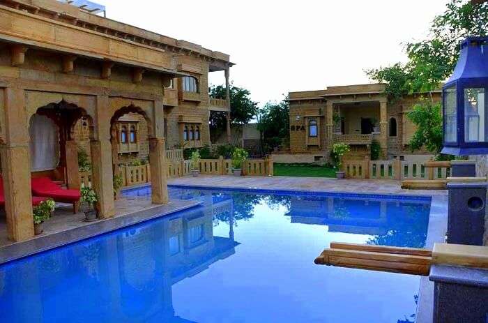 gulaal hotel in jaisalmer