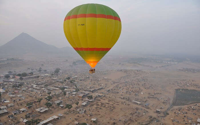 A hot air balloon in Pushkar 