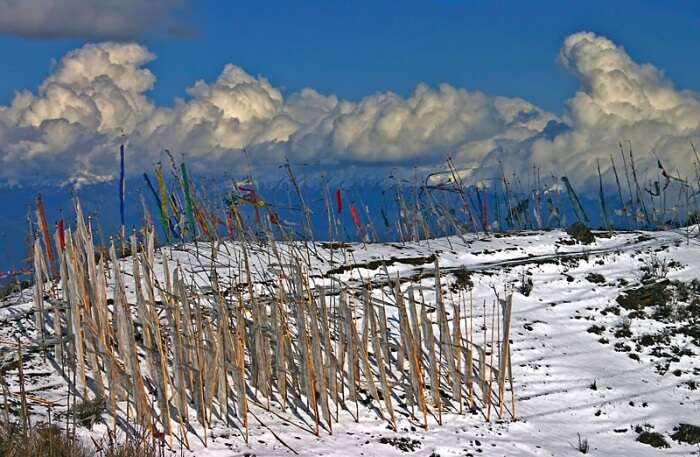 Cheli La Pass View