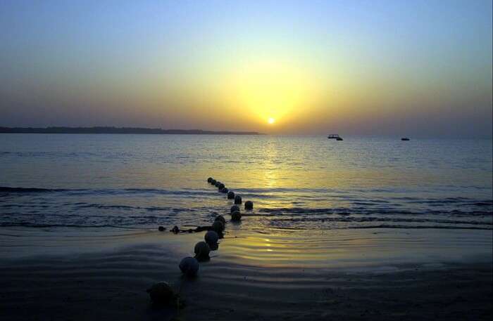 Diu Sunset View : One of the beautiful places to visit in India on budget