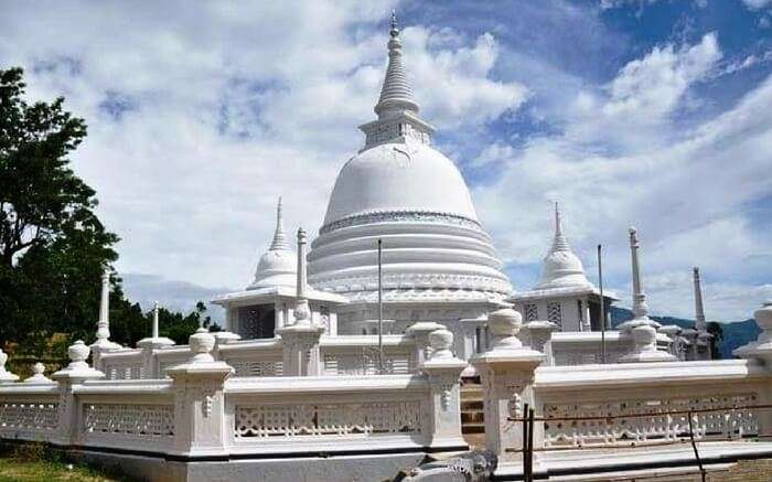 acj-dussehra-in-srilanka-temple