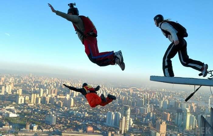 base jumping in Dubai