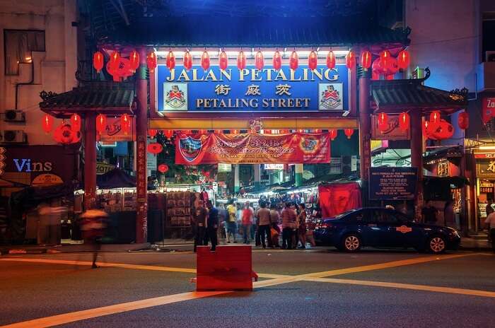 petaling street in kuala lumpur