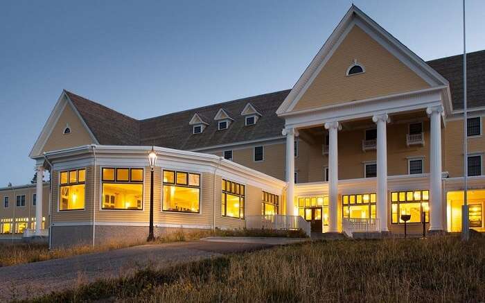 Lodge in Yellowstone National Park 