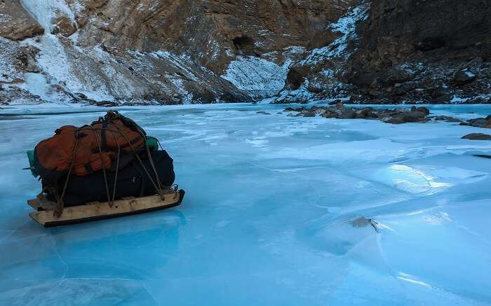 Frozen Zanskar river in winter in Kashmir ss30102017