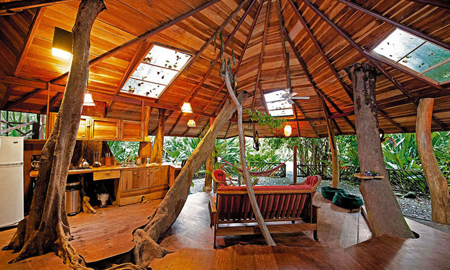 15 Best Treehouses In The World That Make The Dreamiest Stay Ever