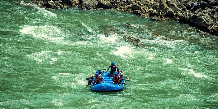 river rafting in rishikesh