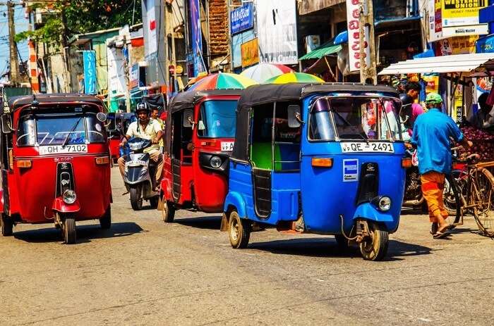 Tuk-tuk ride in Colombo