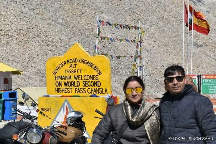 lokpal romantic trip to ladakh: standing near changla pass