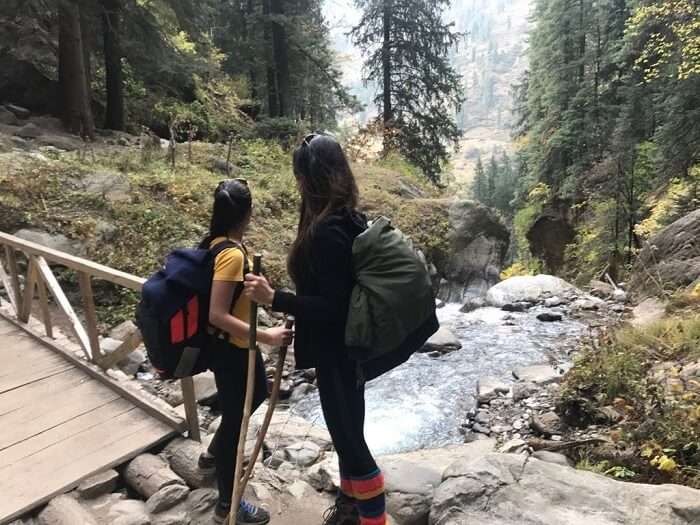 kheerganga trekking trips