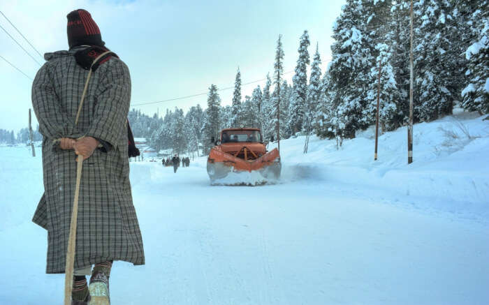 Local amidst snow in Kashmir