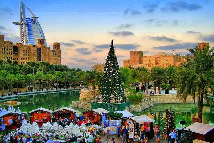 Wonderful Ways to Celebrate Christmas with Family in Dubai - FNP - Official  Blog