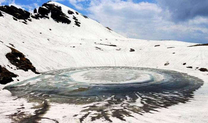 Bhrigu Lake, Himachal