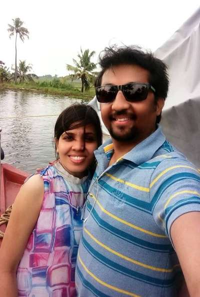 Couple on a honeymoon in Alleppey