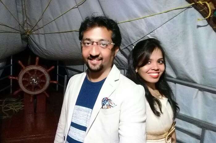 Couple on a houseboat in Alleppey