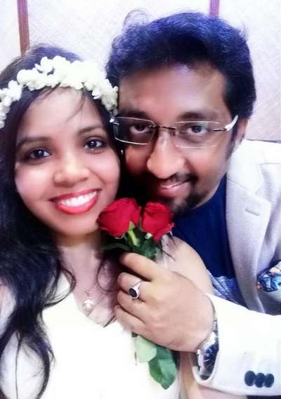Couple on a romantic honeymoon tour to Kerala