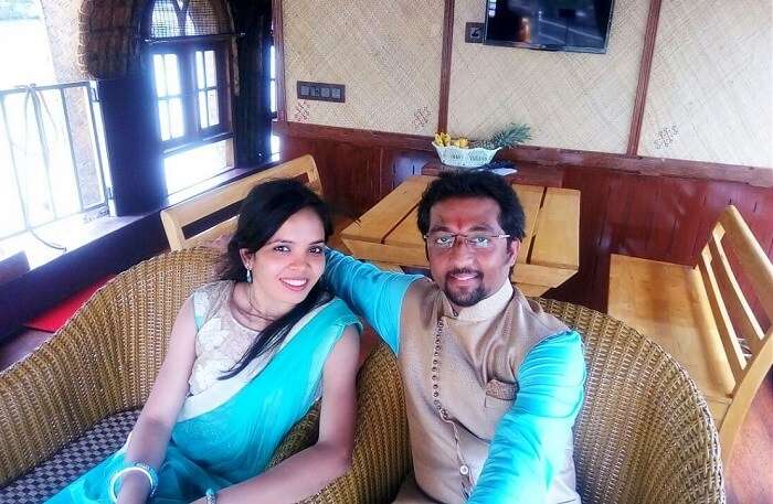 Couple in a houseboat in Alleppey