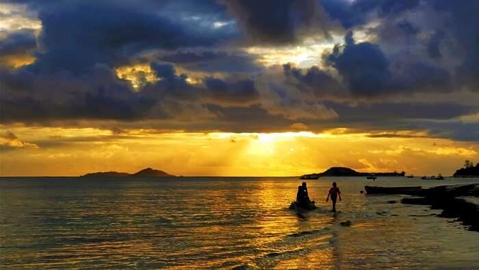 sandeep seychelles trip: mahe sunset