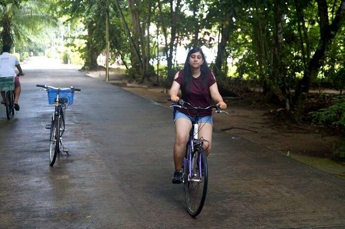 Keshavs wife in Praslin