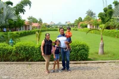 family trip to jim corbett
