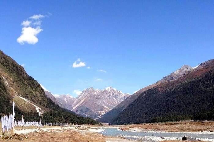 bhutan mountains 