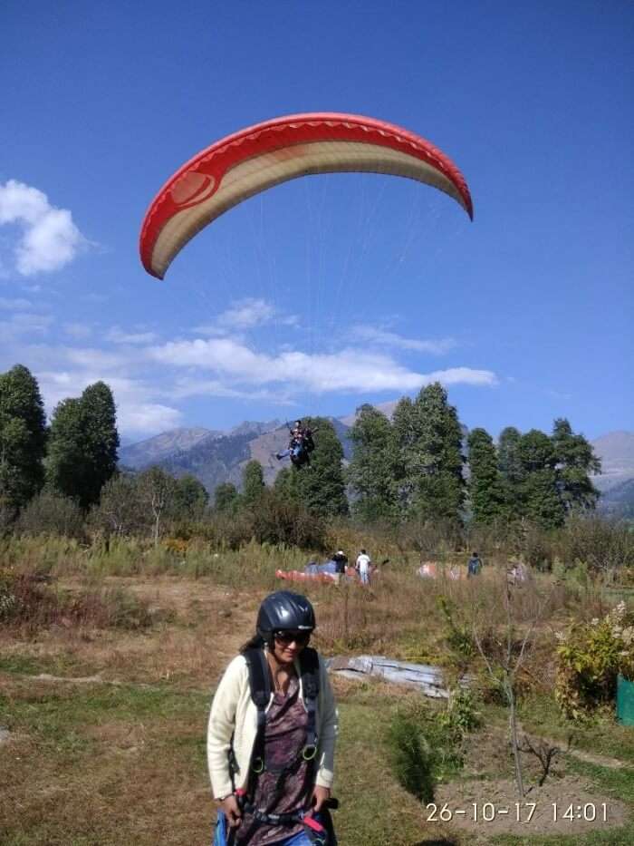 Shekhar's Wife Doing Paragliding