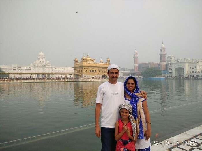 friends trip to amritsar temple