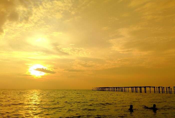 sunset in Kochi