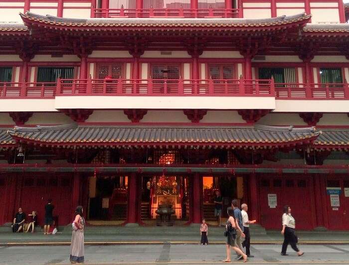 chinese temple in Singapore