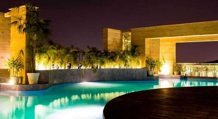 idea hotel outdoor pool