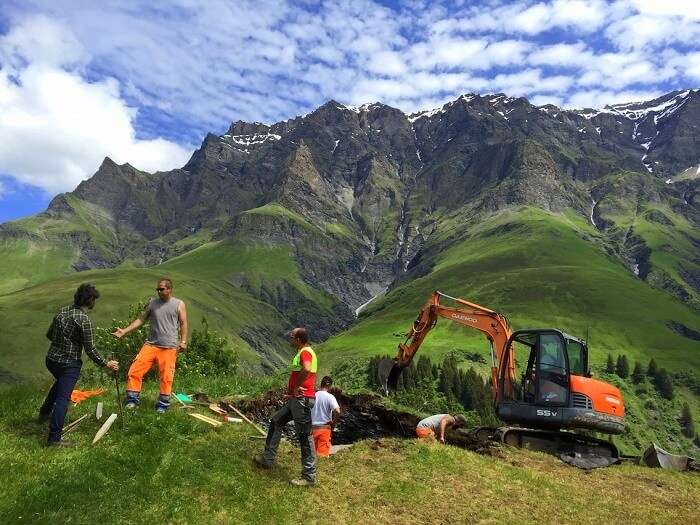 Construction of Null Stern hotel